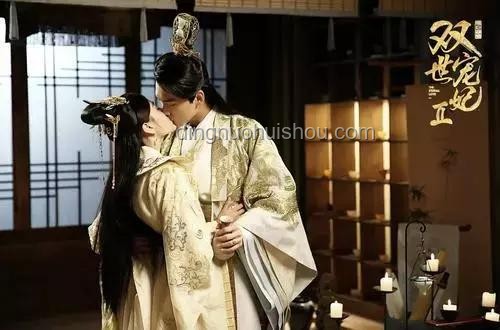 “王爷急着圆房，我急着出生”：古代生育观念与现代医疗技术的碰撞案例研究